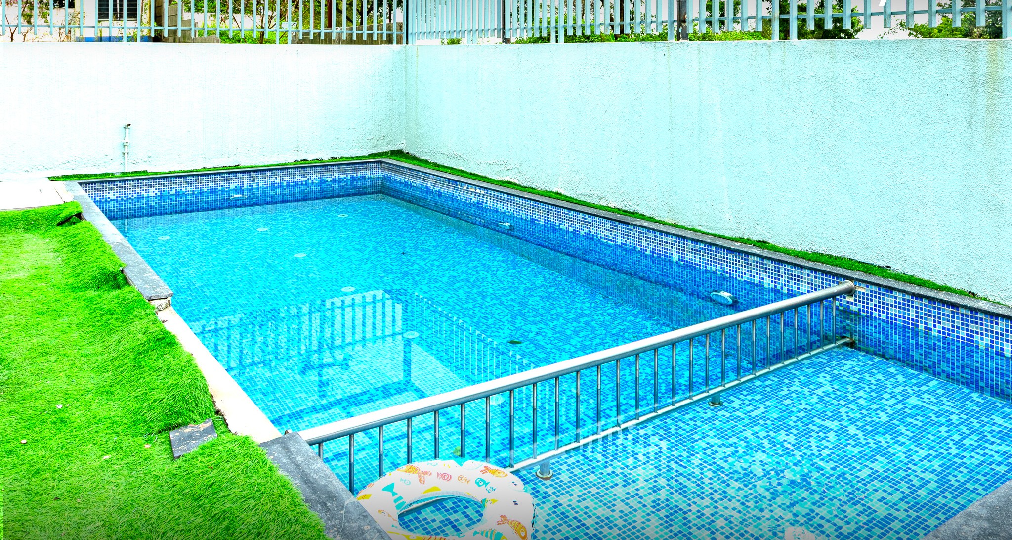 4 Bedrooms Pool Villa exterior