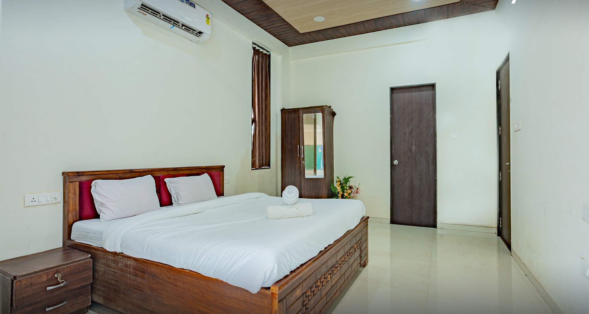 4 Bedrooms Pool Villa view 7